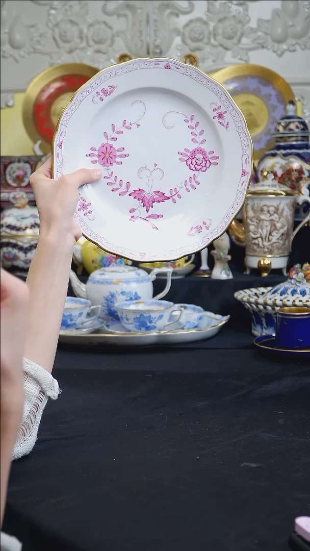 骨瓷婷婷中古器物如图所示43