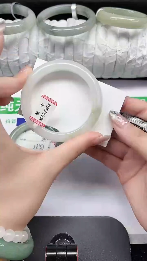 未镶嵌手镯石英质玉191-55/56