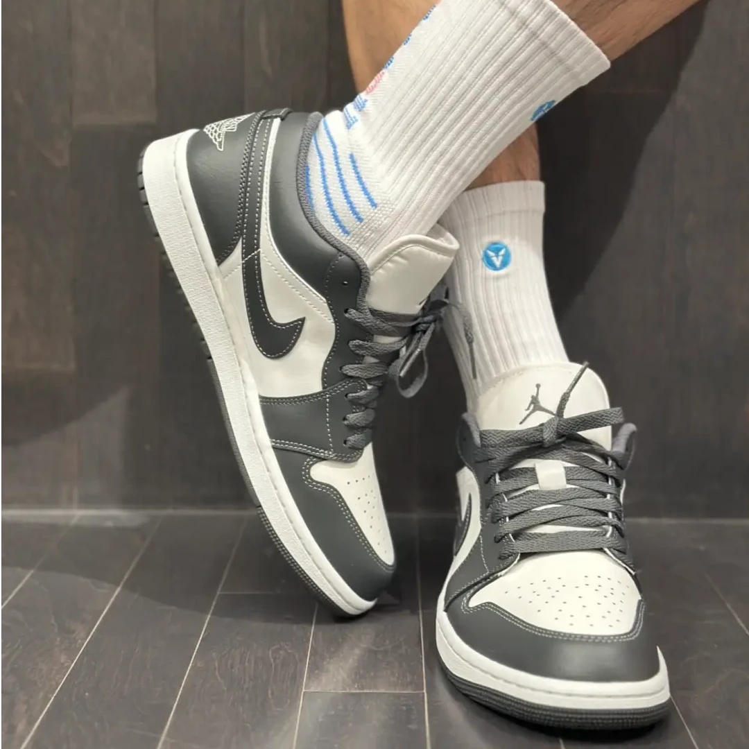 NIKE/耐克Air Jordan 1 Low AJ1灰白 百搭 男子板鞋 553558044