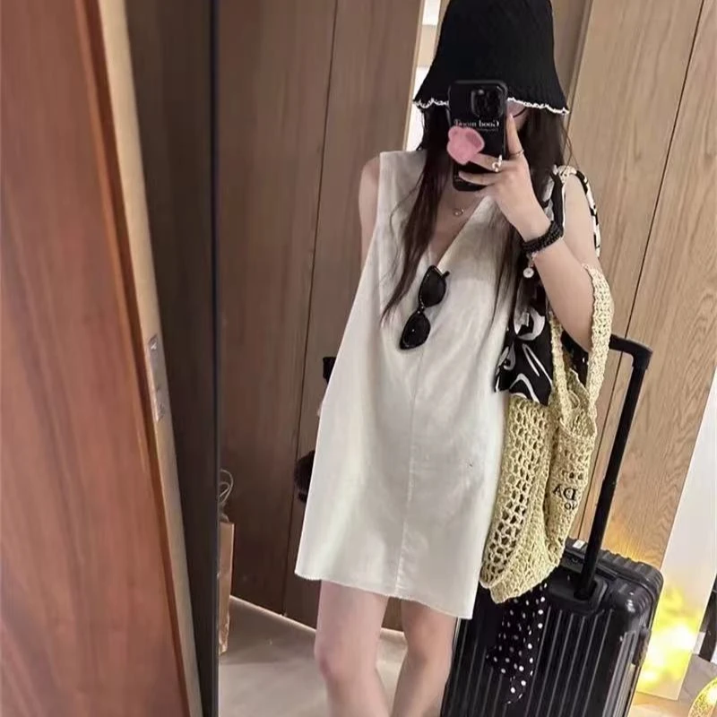 6605【极简就是高级】自制款！！简约无袖背心裙