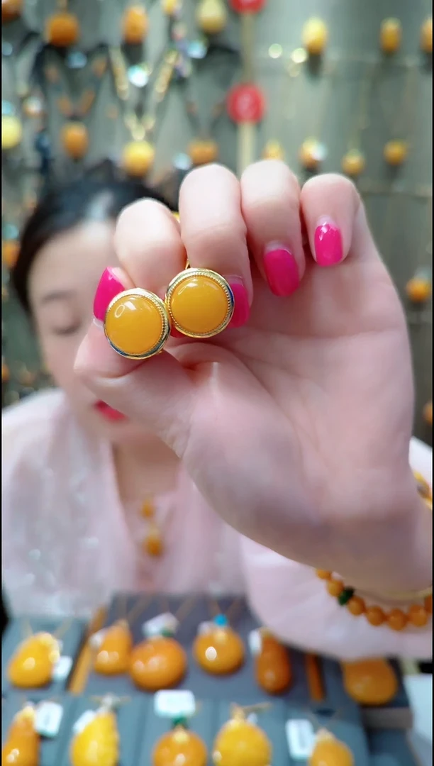 银S925镀金镶嵌蜜蜡耳饰﹣A318蜜蜡耳坠