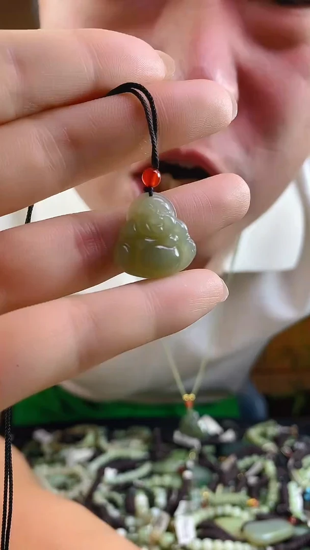 和田玉未镶嵌颈饰多样性发货，拍一发一