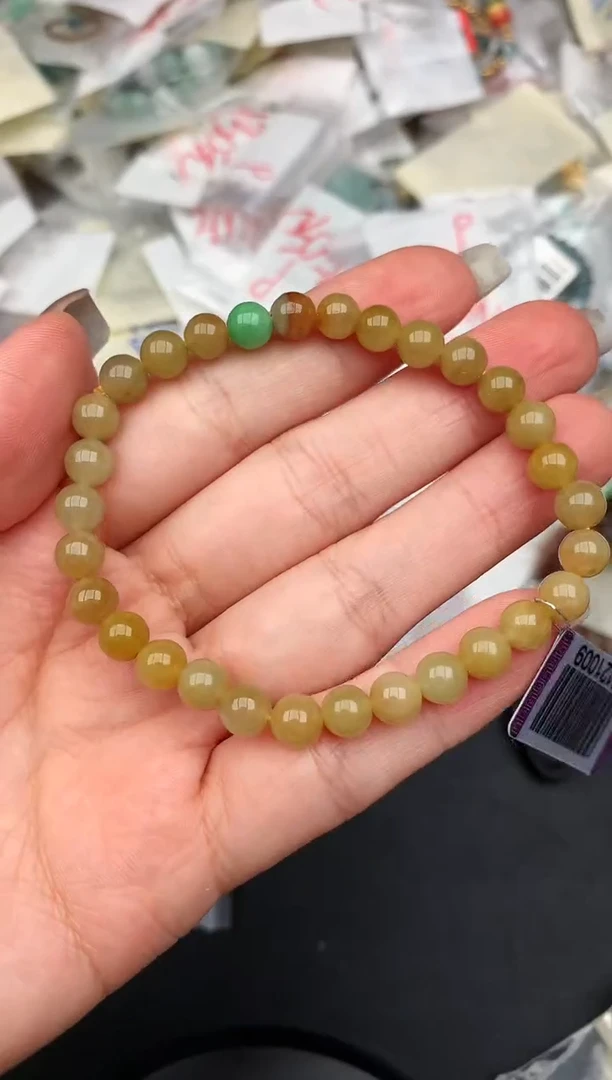 未镶嵌挂件翡翠—