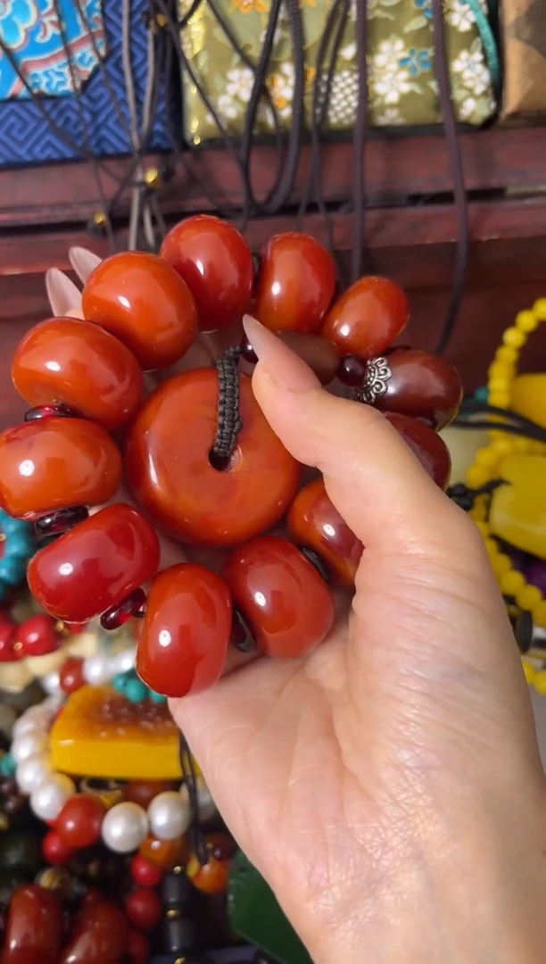 【闪购商品】蜜蜡手链未镶嵌-------------