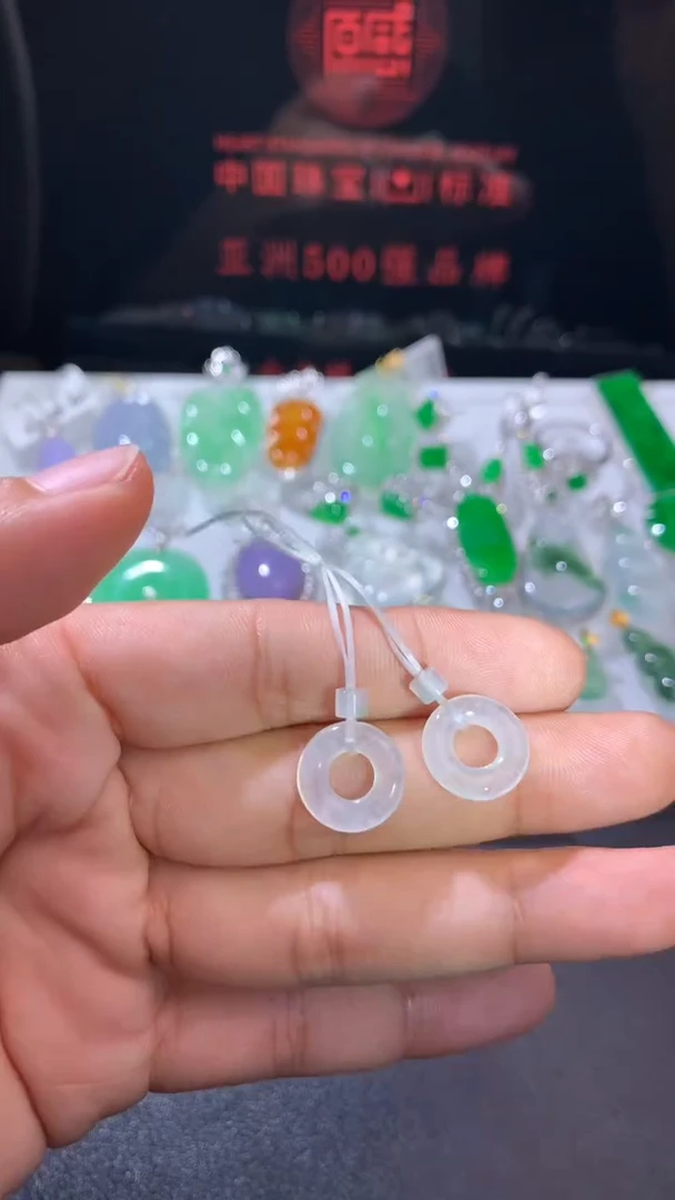 未镶嵌定制翡翠