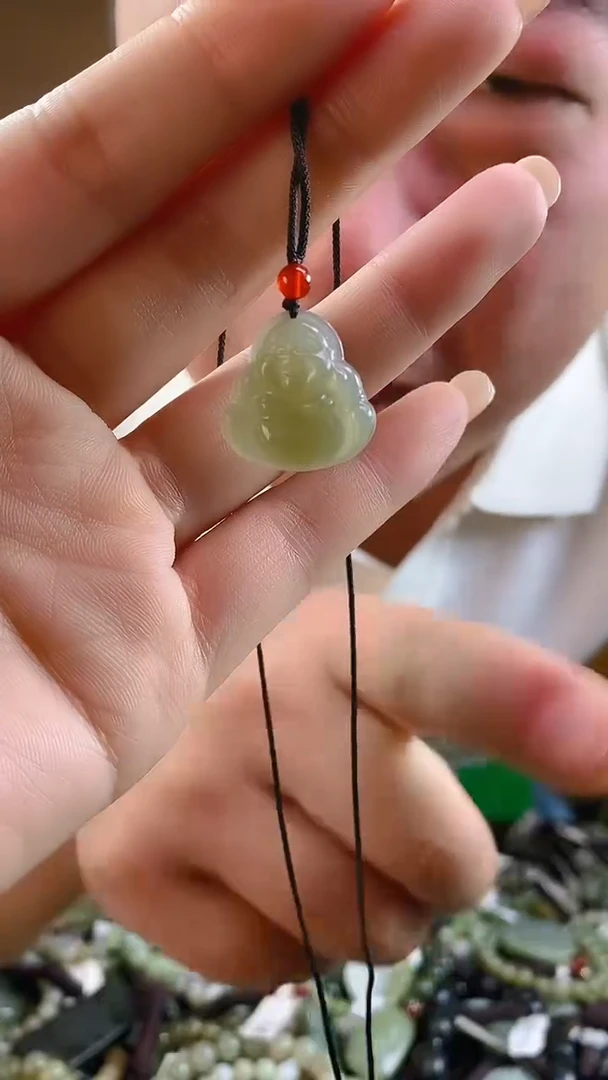 和田玉未镶嵌颈饰多样性发货，拍一发一