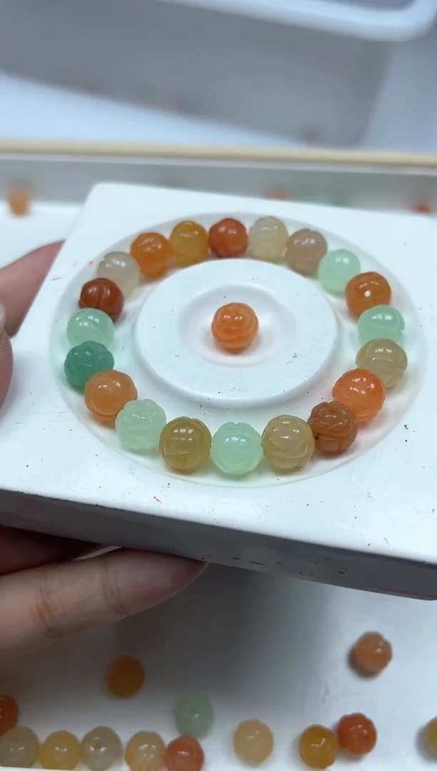 石英质玉散珠未镶嵌D354三彩玉莲花珠10个9.9元