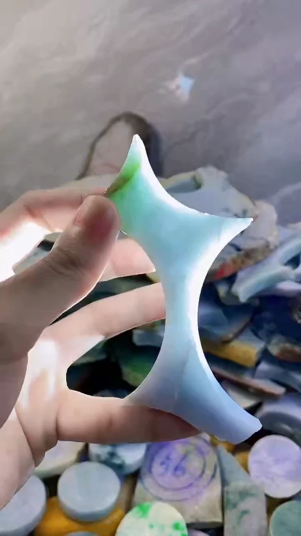 裸石翡翠纯天然缅甸翡翠126