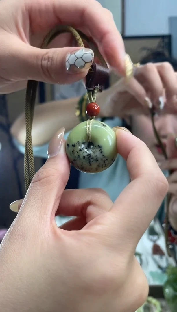 未镶嵌岫玉.苏*芷多样性发货其中发一