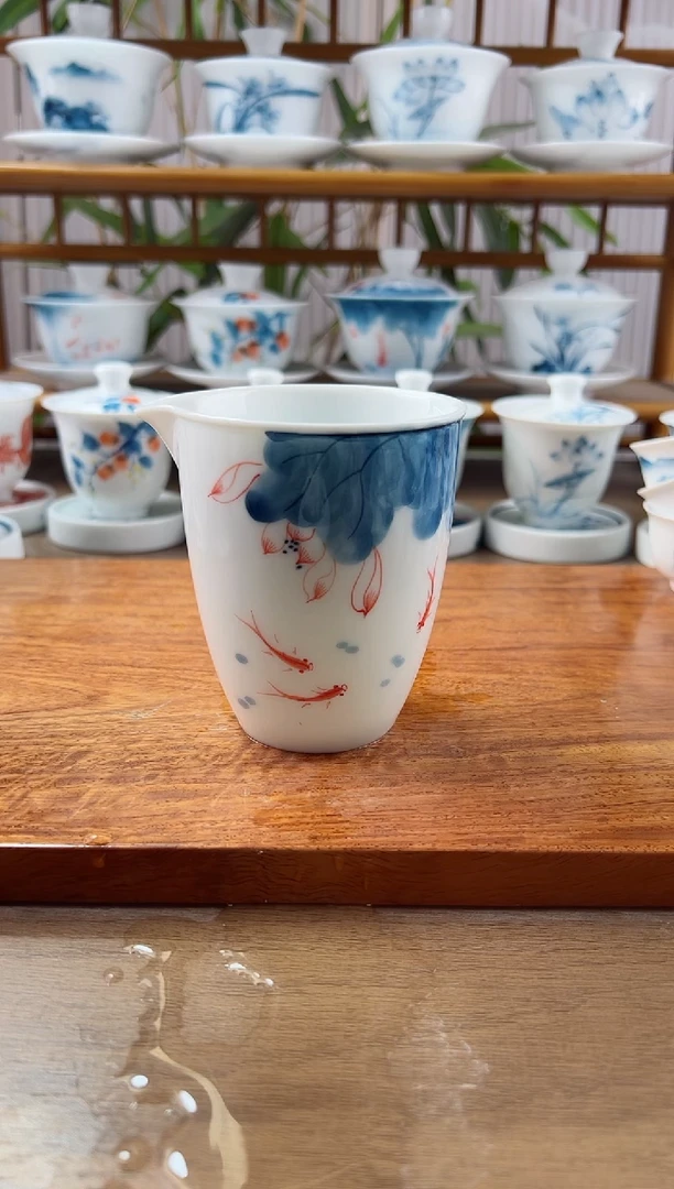 微瑕线条莲公道杯