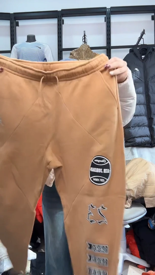 2112编码  瑕疵直播间过款为准 尺码  ·  XL