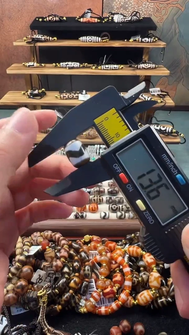 玛瑙/玉髓（覆膜）颈饰未镶嵌10(微瑕)