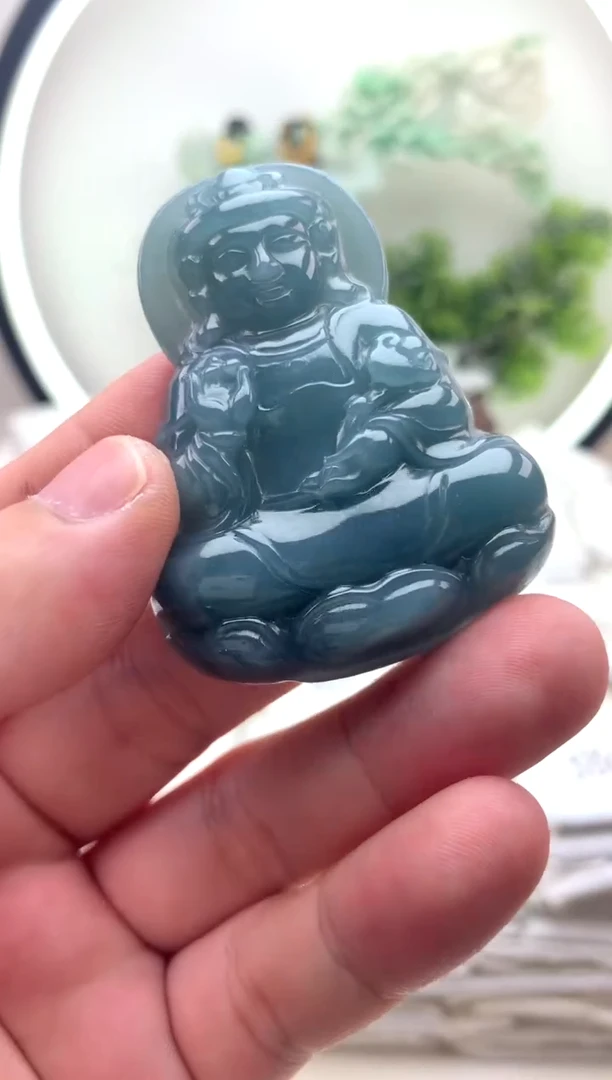颈饰未镶嵌翡翠观音