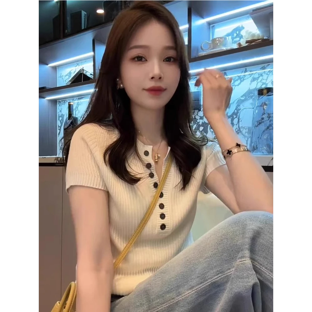 芯娇晴2025夏季新款时尚洋气毛针织衫女短袖修身显瘦坑条冰丝上衣