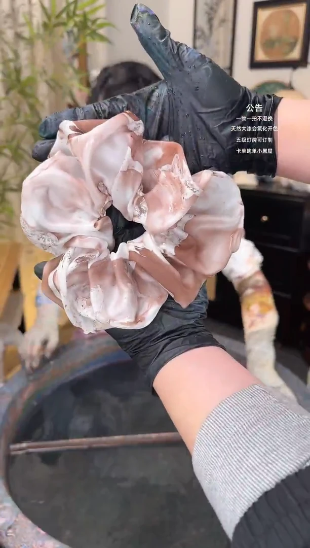 62 棕色 超大肠发圈