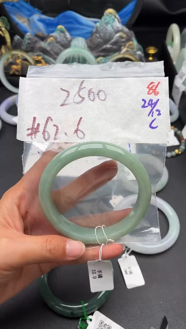 未镶嵌定制翡翠毛货需精细抛光多样性发1件86