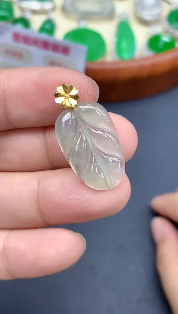 颈饰18K金镶嵌翡翠232-中国好珍宝