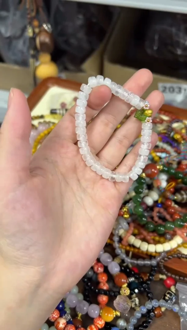 水晶手链未镶嵌孤品白水晶精工蝶珠款手链[1181]