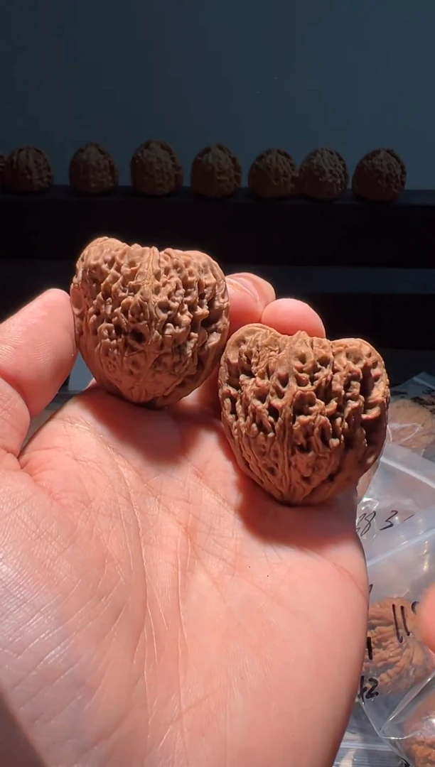 吊坠文玩核桃典*158福利对南疆石