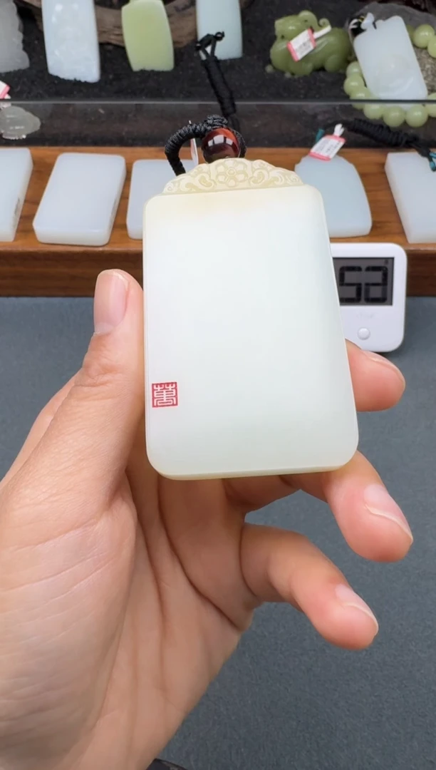 颈饰未镶嵌和田玉2