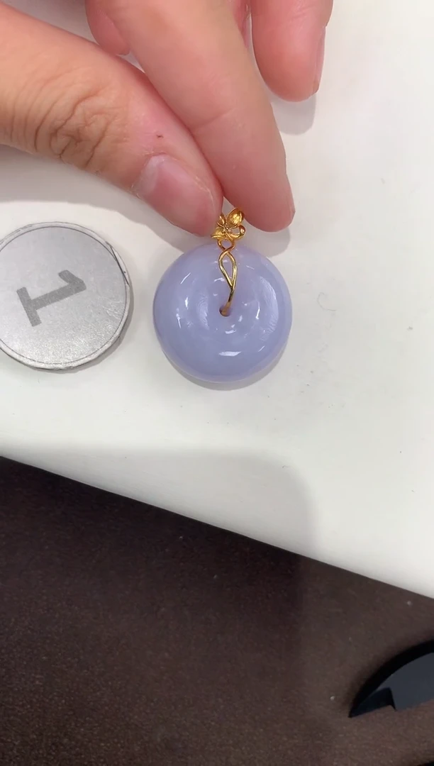 颈饰18K金镶嵌翡翠天然缅甸A货翡翠