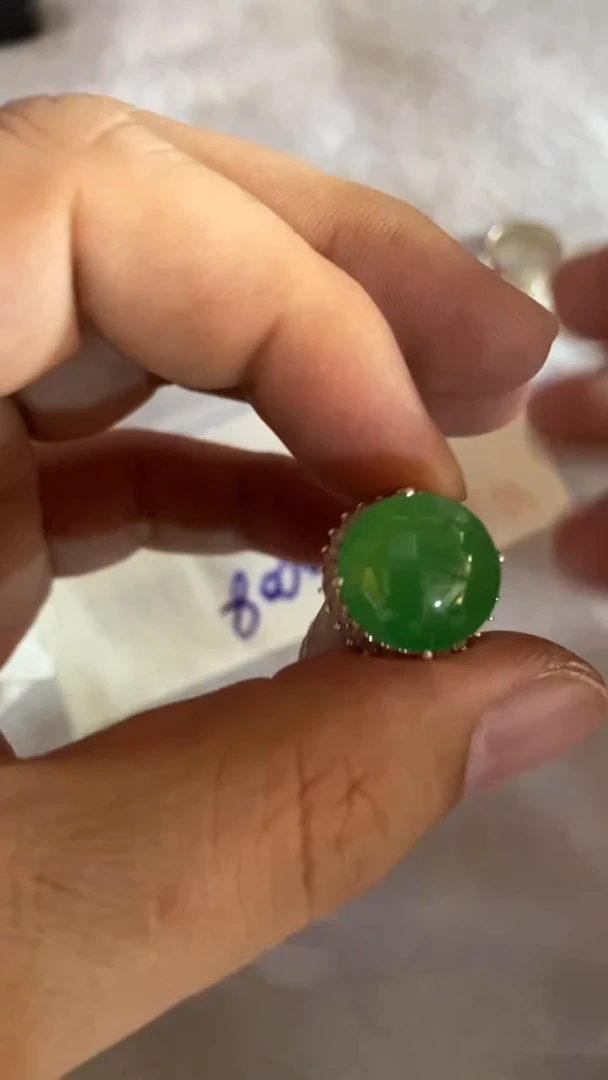 未镶嵌定制翡翠流*、天然缅甸翡翠A货