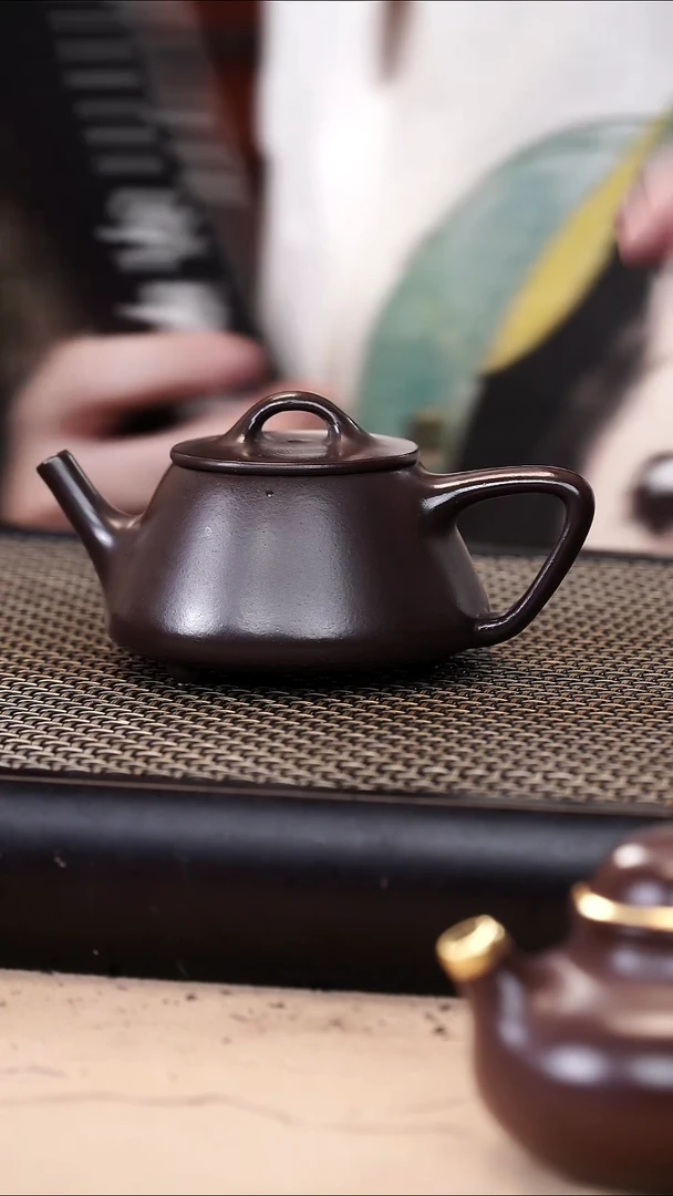 茶壶紫砂陈老师茄皮紫泥超精工石瓢150cc