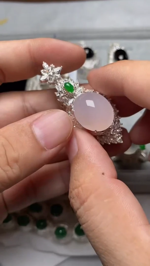 未镶嵌定制翡翠流*、天然缅甸翡翠A货