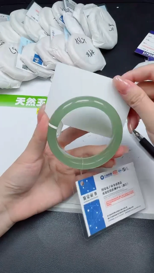 未镶嵌手镯石英质玉0188-556
