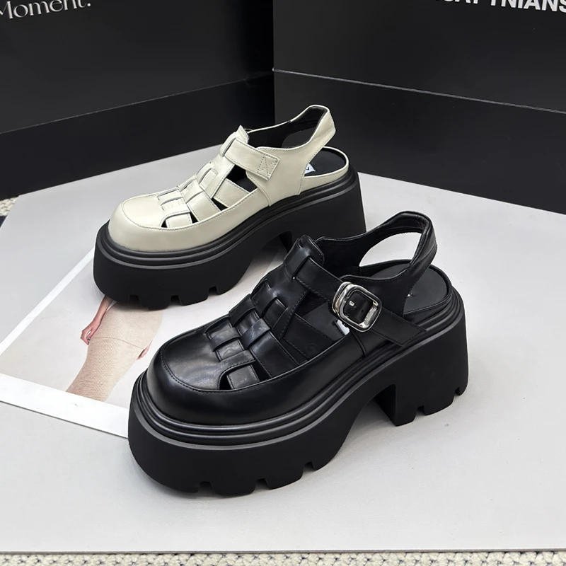 813-18真皮复古包头编织罗马凉鞋夏季新款厚底粗跟镂空猪笼鞋女