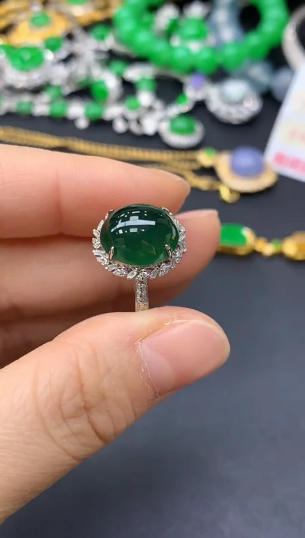 18K金镶嵌戒指翡翠385-中国好珍宝
