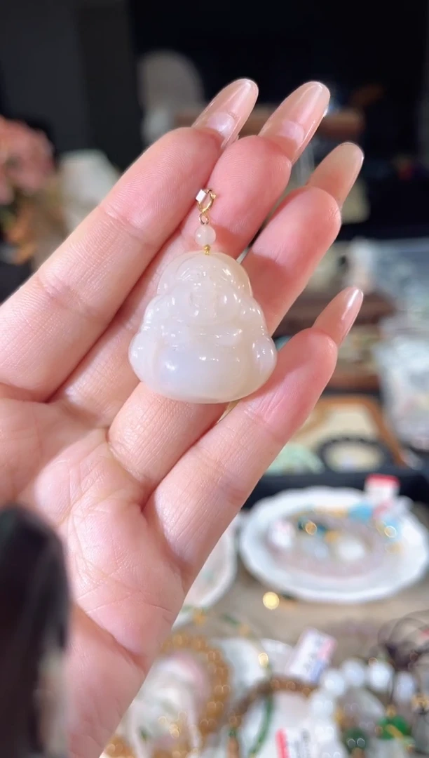 和田玉18K金镶嵌吊坠(不含链)多样性发货其一