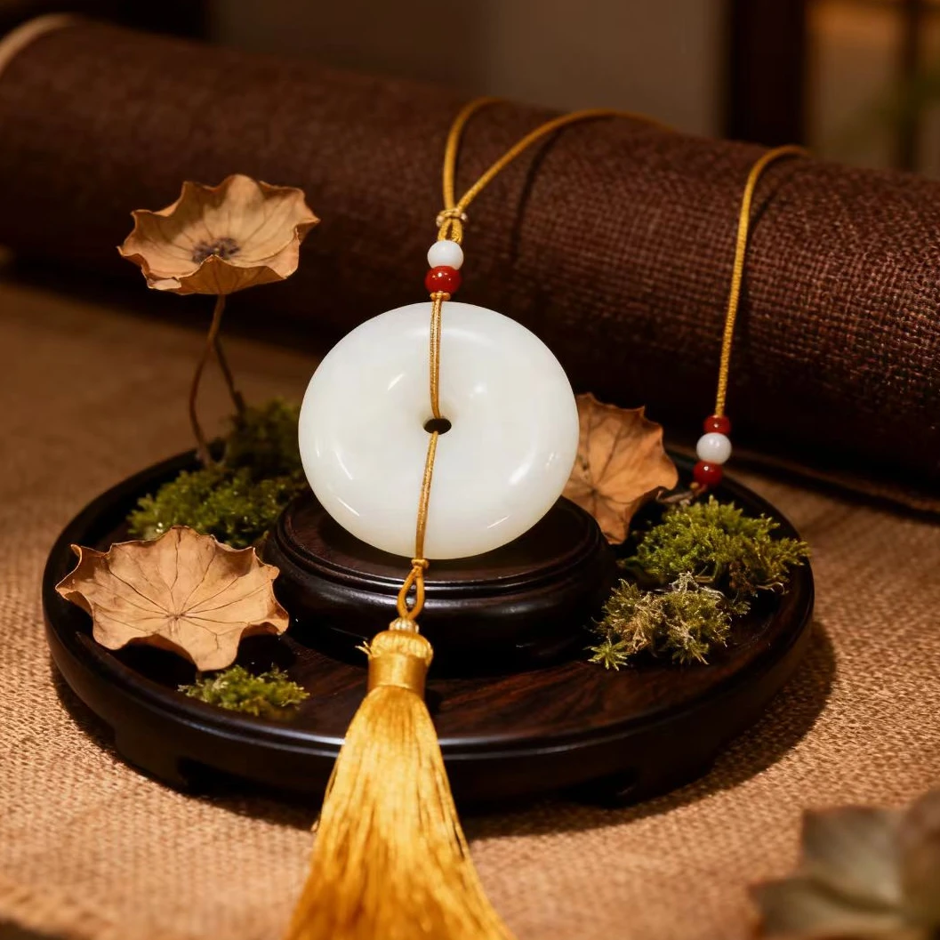 ..《闪购商品》精品和田玉平安扣