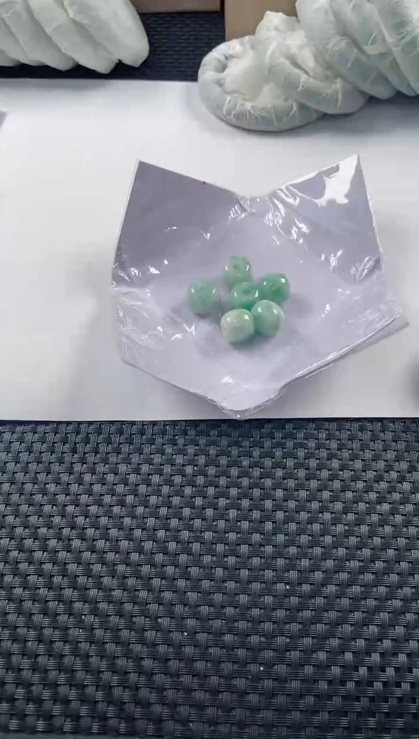 颈饰未镶嵌翡翠1（多样性发一件）路路通