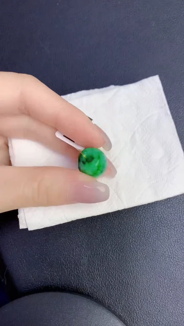 颈饰未镶嵌翡翠缅甸天然翡翠A货