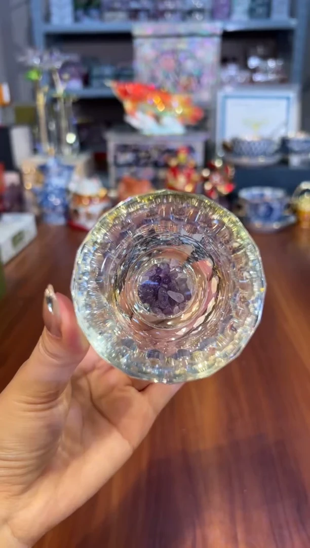 94菱晔炫彩紫水晶杯