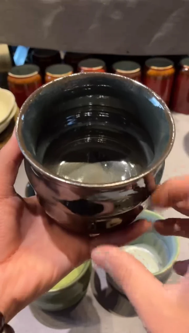 【闪购商品】瓷片811微瑕，窑变蓝灰手工扭扭碗