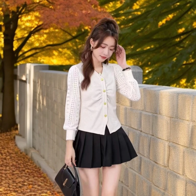 x826#合【木兮兮专属】2024年秋冬季新款气质简约百搭小衫时尚上衣