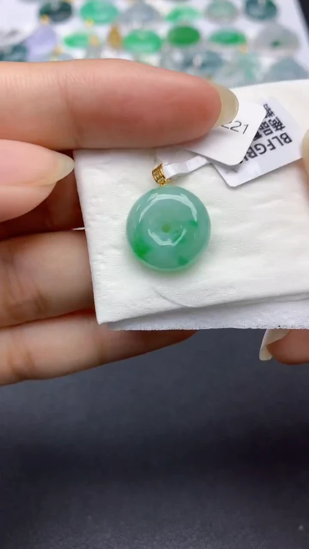 翡翠18K金镶嵌颈饰天然缅甸a货翡翠百元以上9元证书费自理