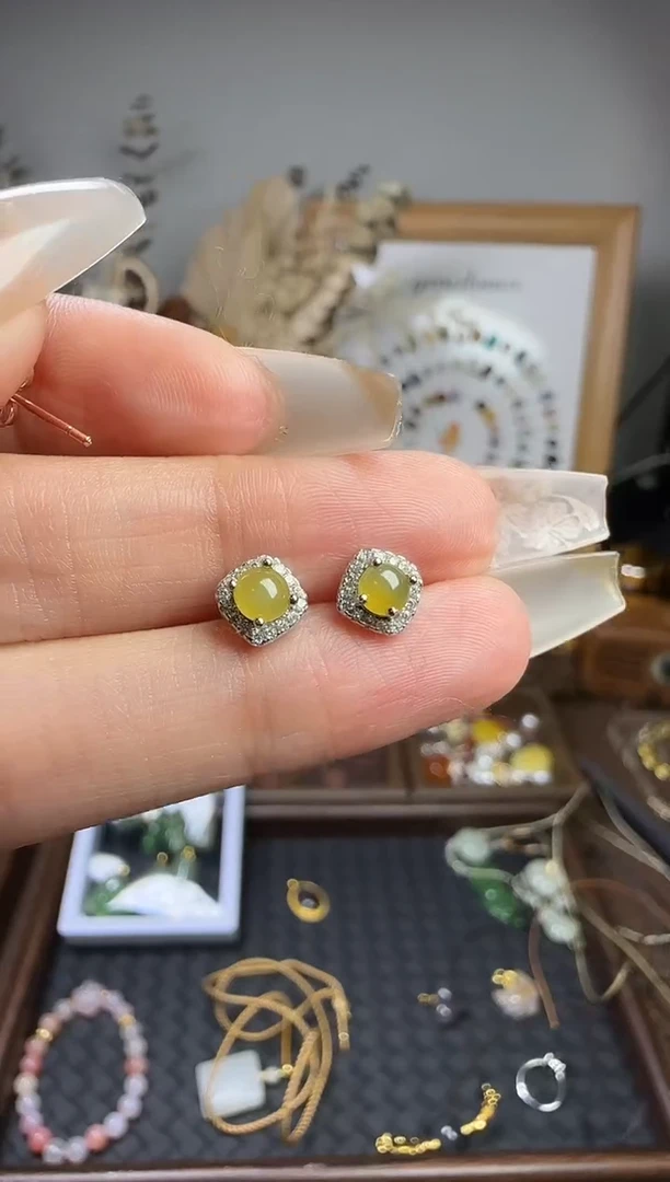 未镶嵌挂件翡翠耳钉