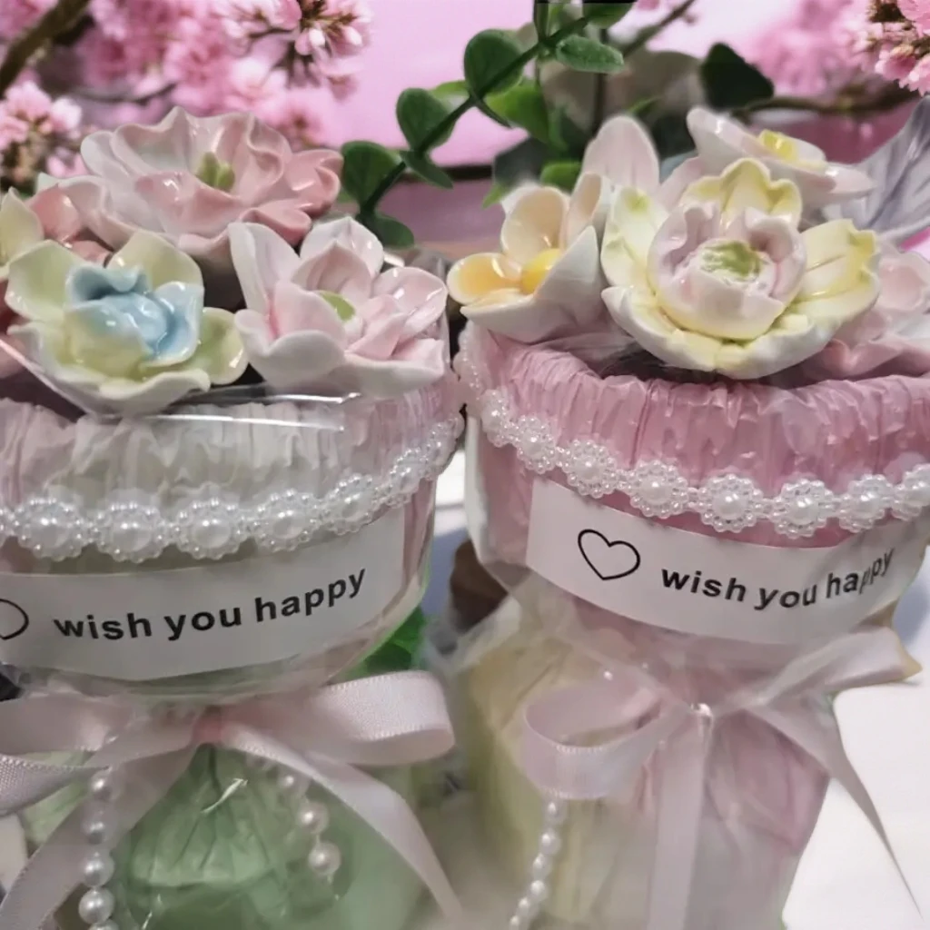 永生陶瓷手捧迷你花束成品七夕情人节送女友闺蜜高级景德镇陶瓷花