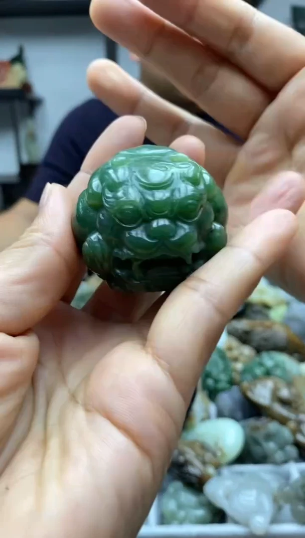 未镶嵌和田玉把件1