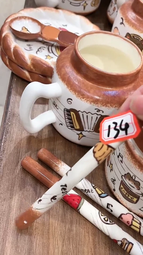 摆件瓷再****?134一兜老师新店开业