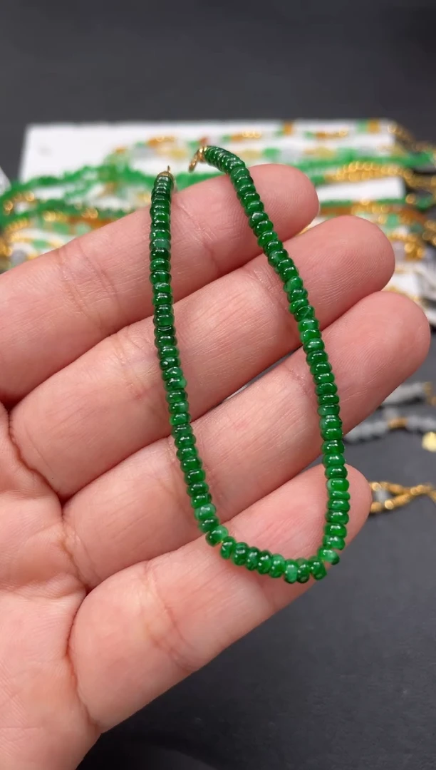 18K金镶嵌手链翡翠一条   P295