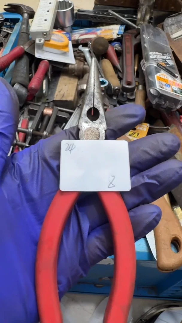 ?***9家用五金工具尖嘴钳