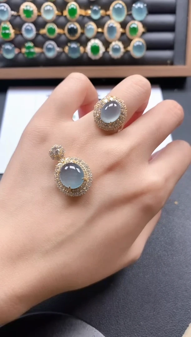 银S925镶嵌戒指翡翠000