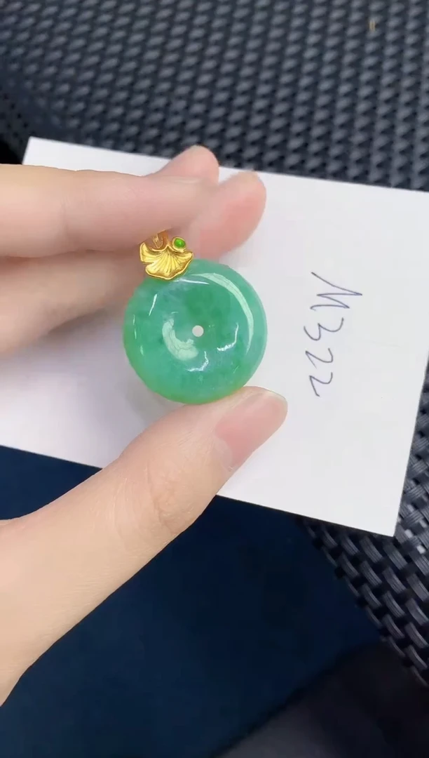 翡翠未镶嵌颈饰000000000