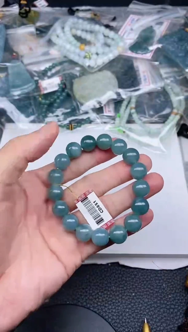 未镶嵌手串翡翠