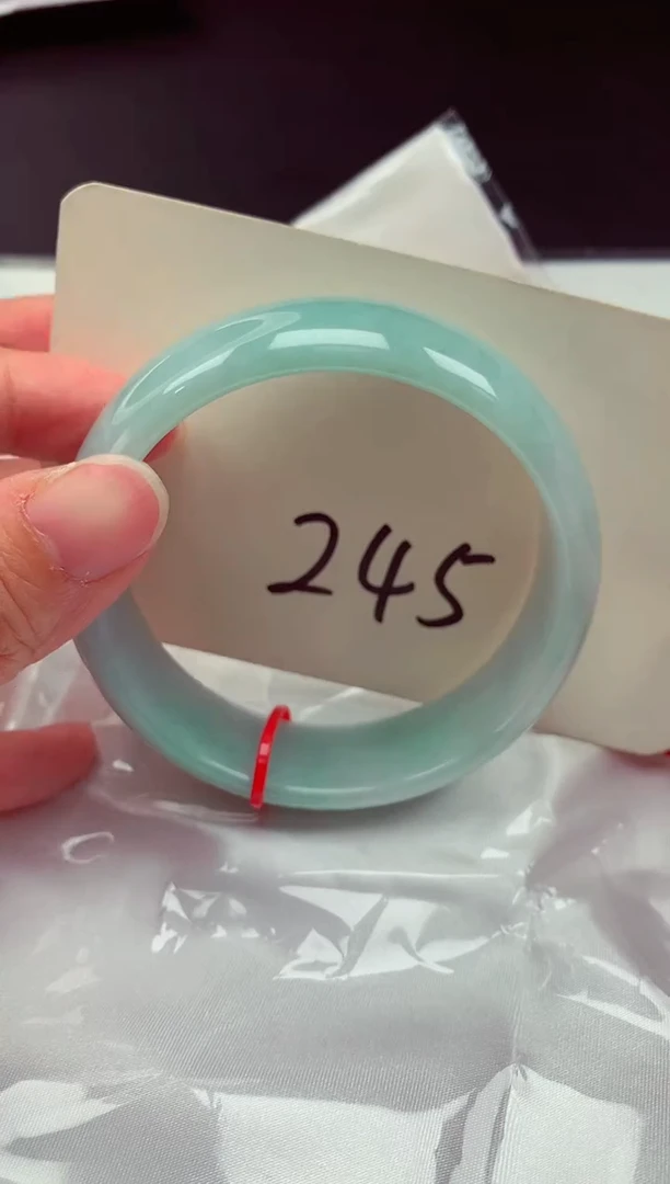 未镶嵌手镯翡翠翡翠手镯