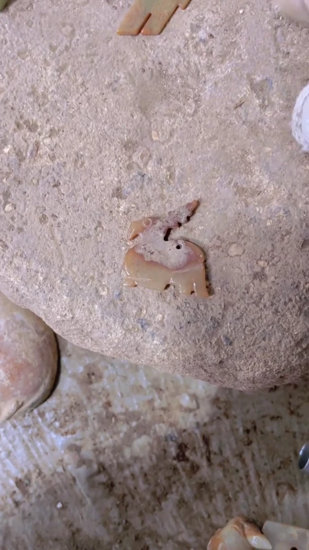 【闪购商品】瓷片手工，手绘，陶器